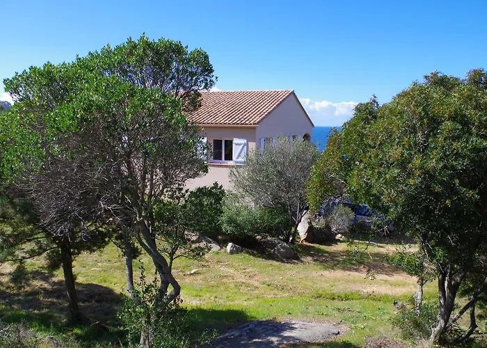 Marina Vila Sartène